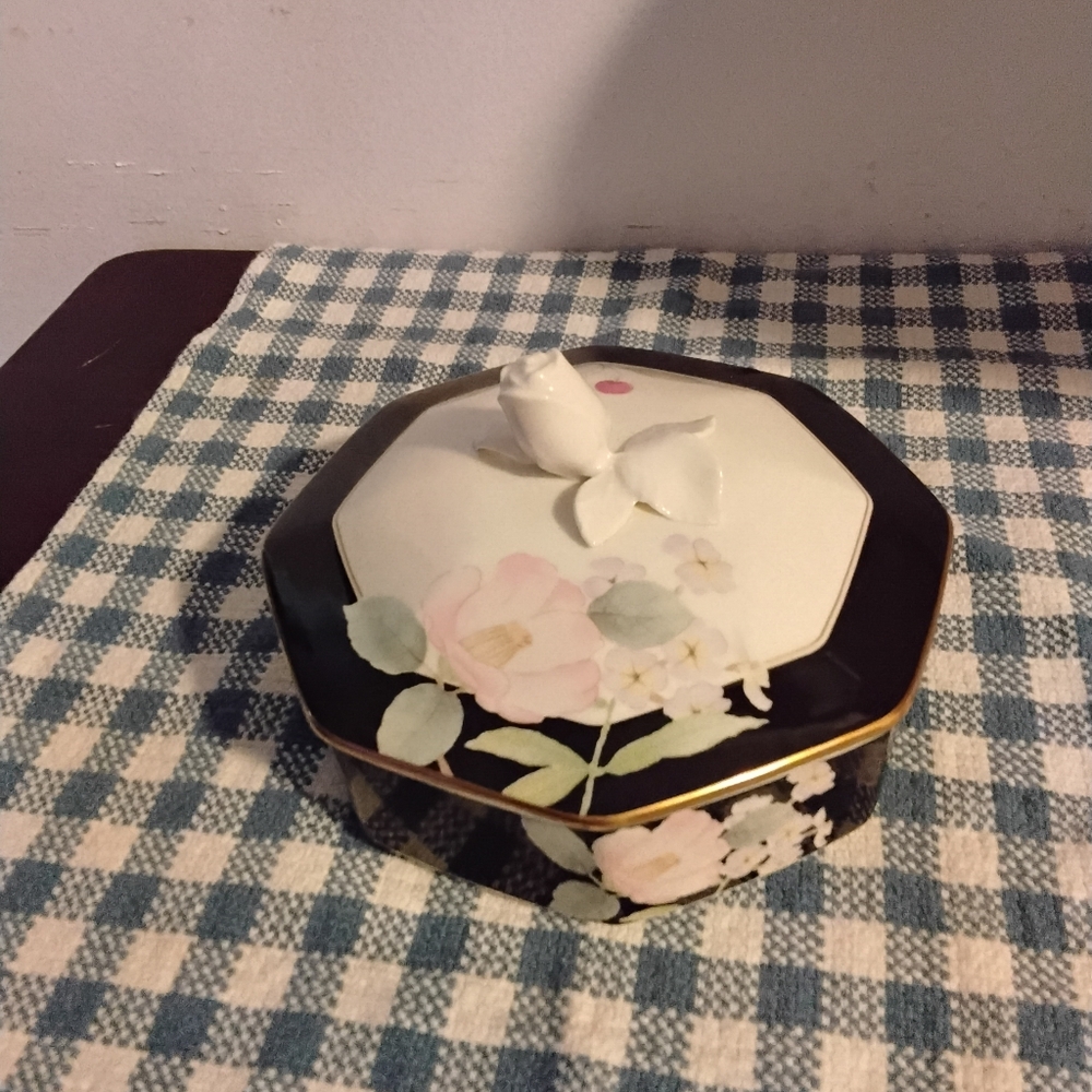 Vtg. Floral Mikasa Bone China Octagonal Trinket Box